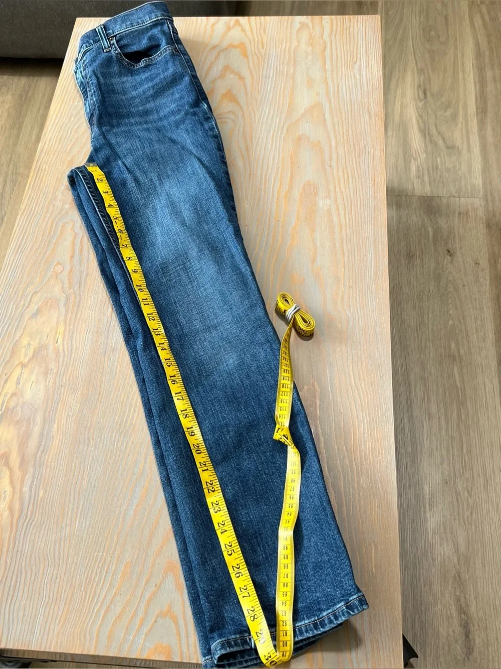 Abercrombie and fitch the 90s straight ultra high rise jean size 26 regular